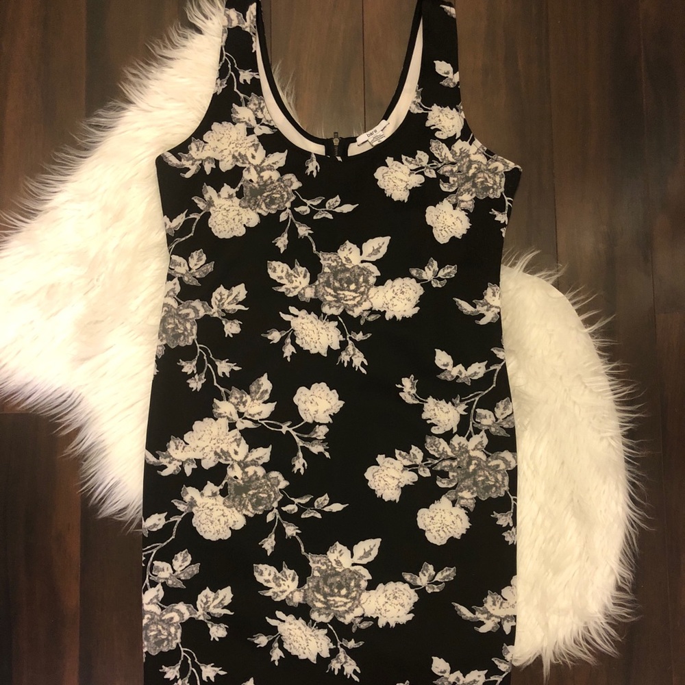 NWT Bar III Floral Bodycon Dress. Sz XL